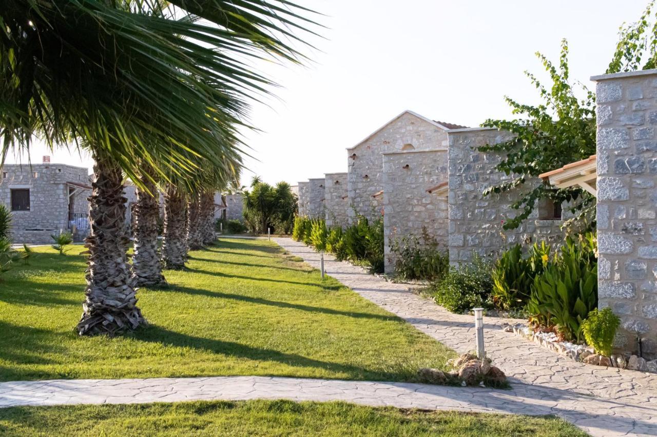 Aktaion Resort Gythio Ngoại thất bức ảnh