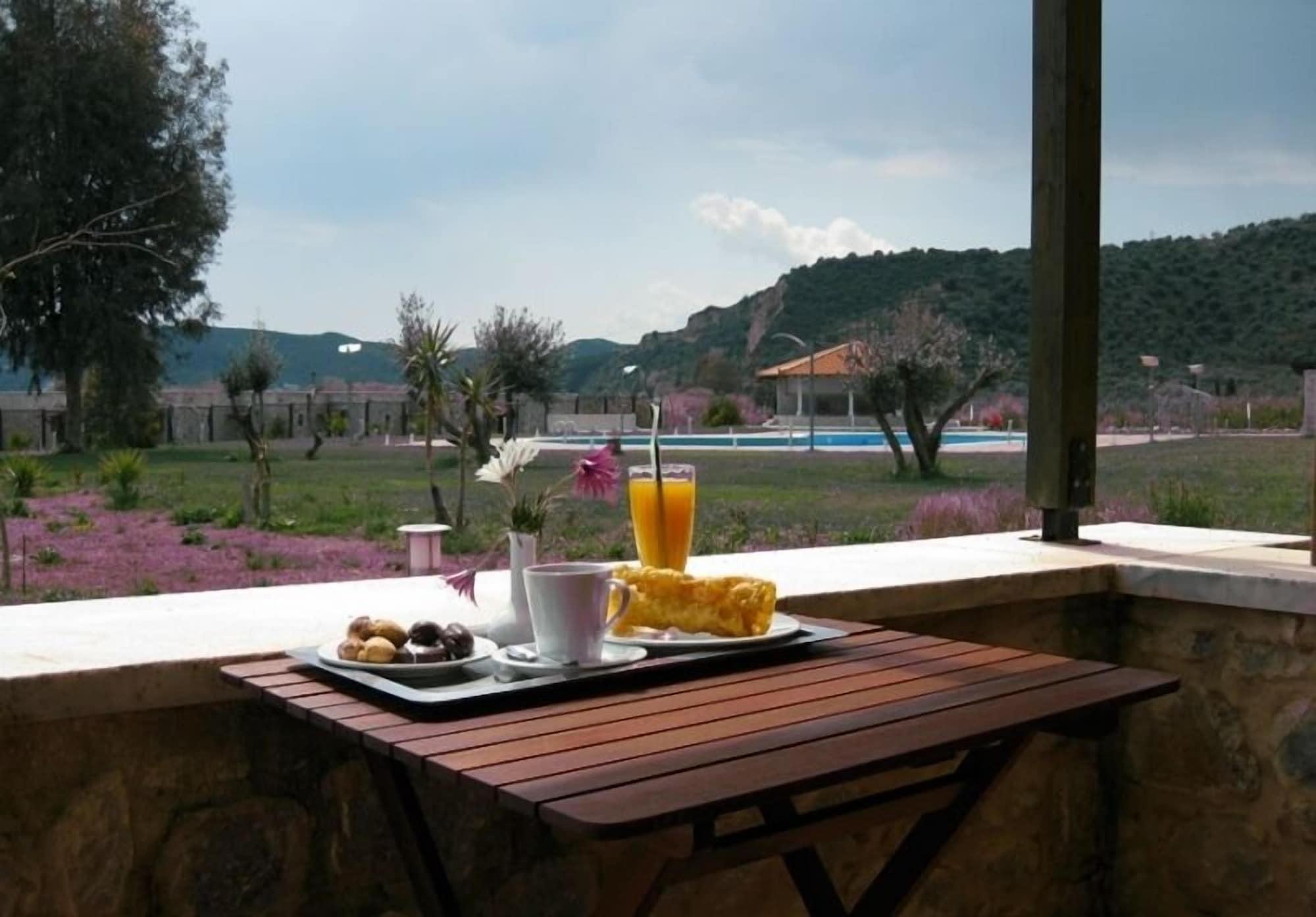 Aktaion Resort Gythio Ngoại thất bức ảnh