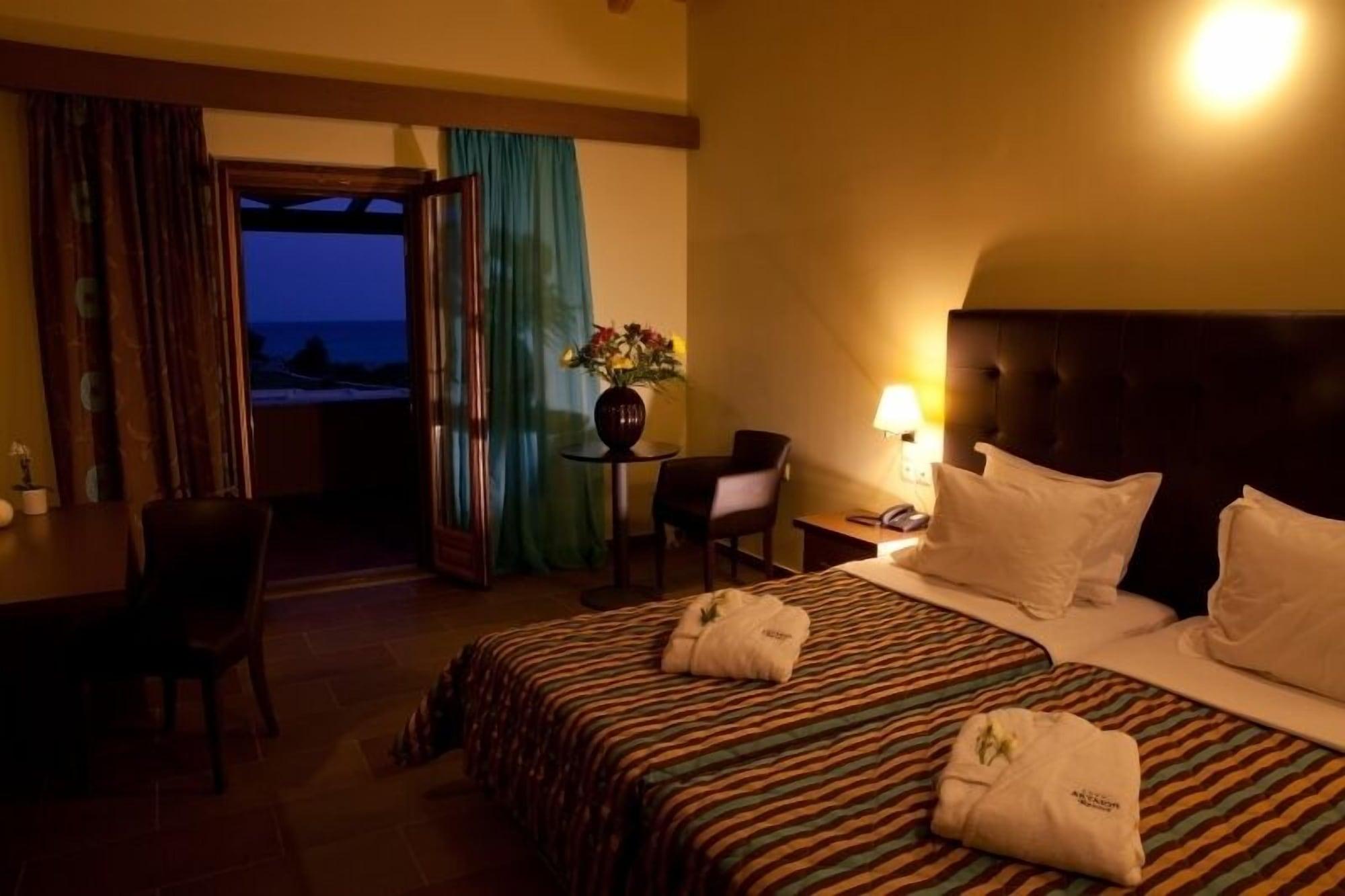 Aktaion Resort Gythio Ngoại thất bức ảnh