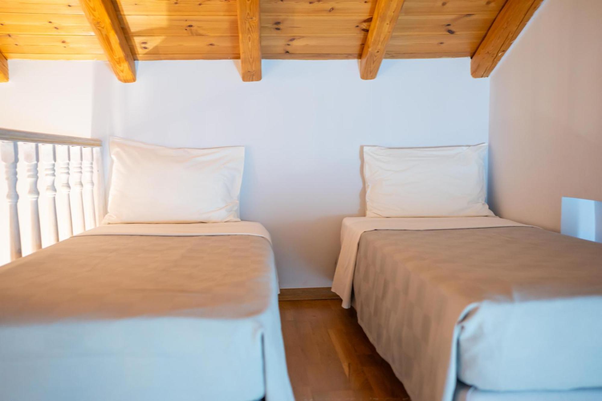 Aktaion Resort Gythio Ngoại thất bức ảnh