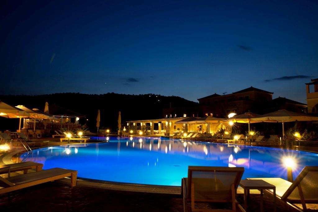 Aktaion Resort Gythio Ngoại thất bức ảnh